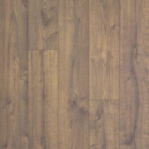 Briarfield in Scorched Oak Laminate